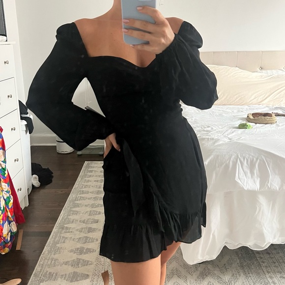 Reformation Cammi Mini Dress in Black - Picture 5 of 9